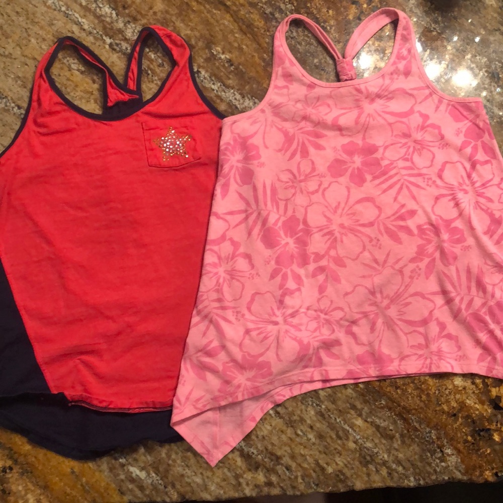 Girls lot of 2 size 12 tanks